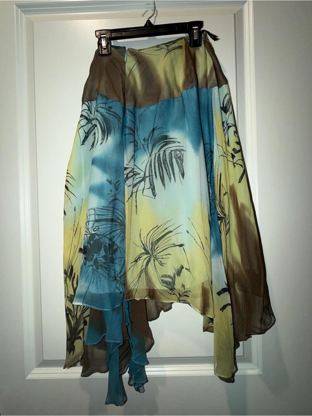 Flowy Floral Ombre Handkerchief Hem Skirt - Blue/Yellow